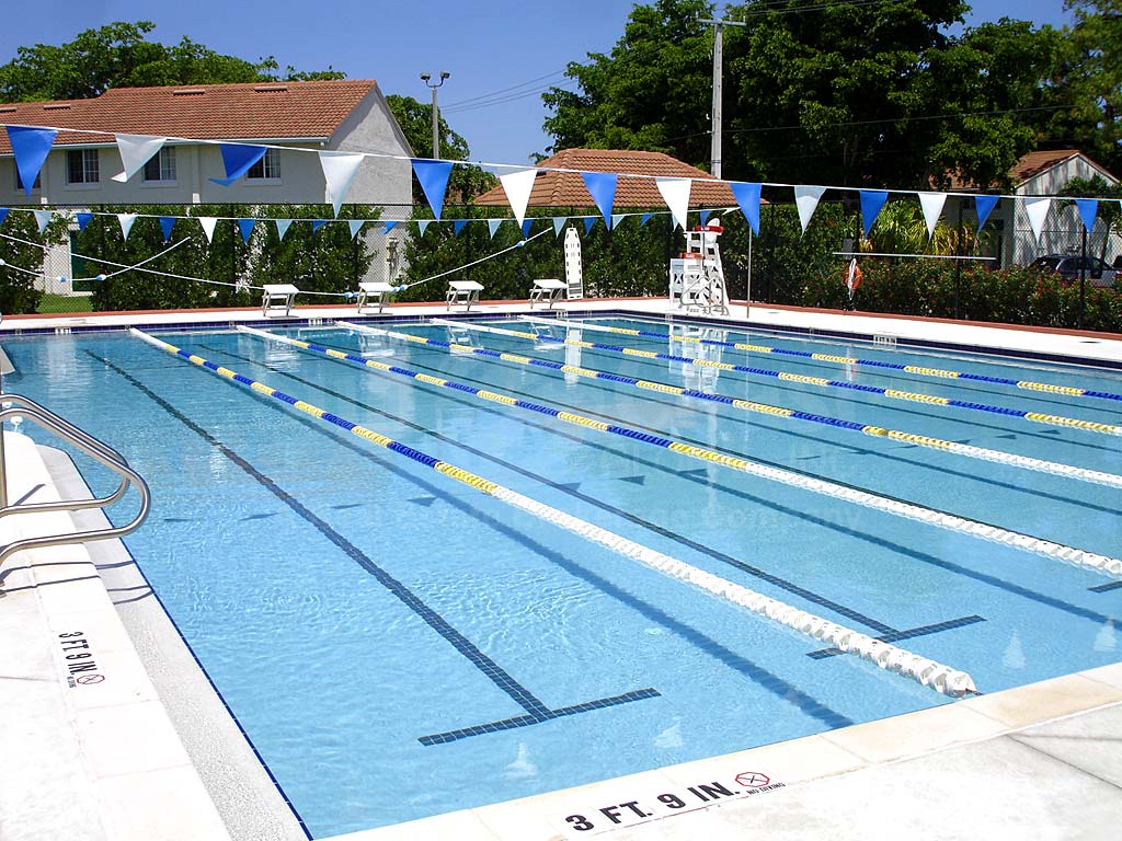 Central Naples River Park Community Pool